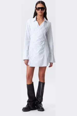 Weekday Långärmad asymmetrisk skjortklänning