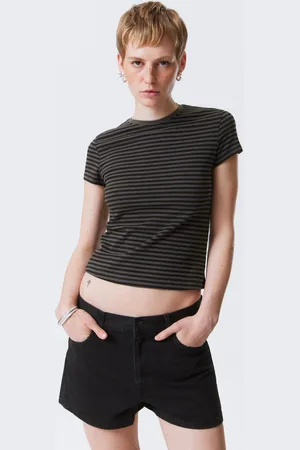 Weekday Smal kortärmad t-shirt i bomull