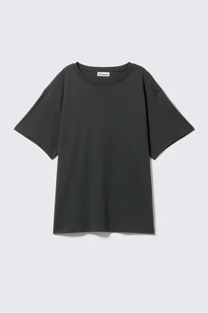 Weekday Mjuk oversized T-shirt med kort ärm