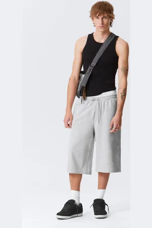 Weekday Astro lediga terry shorts